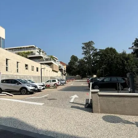 T2 Idealement Situe *